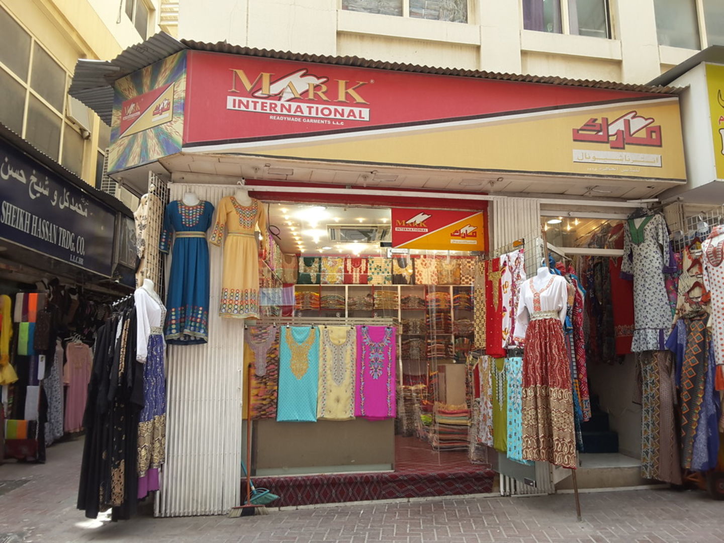 HiDubai-business-mark-international-readymade-garments-b2b-services-distributors-wholesalers-al-daghaya-dubai-2