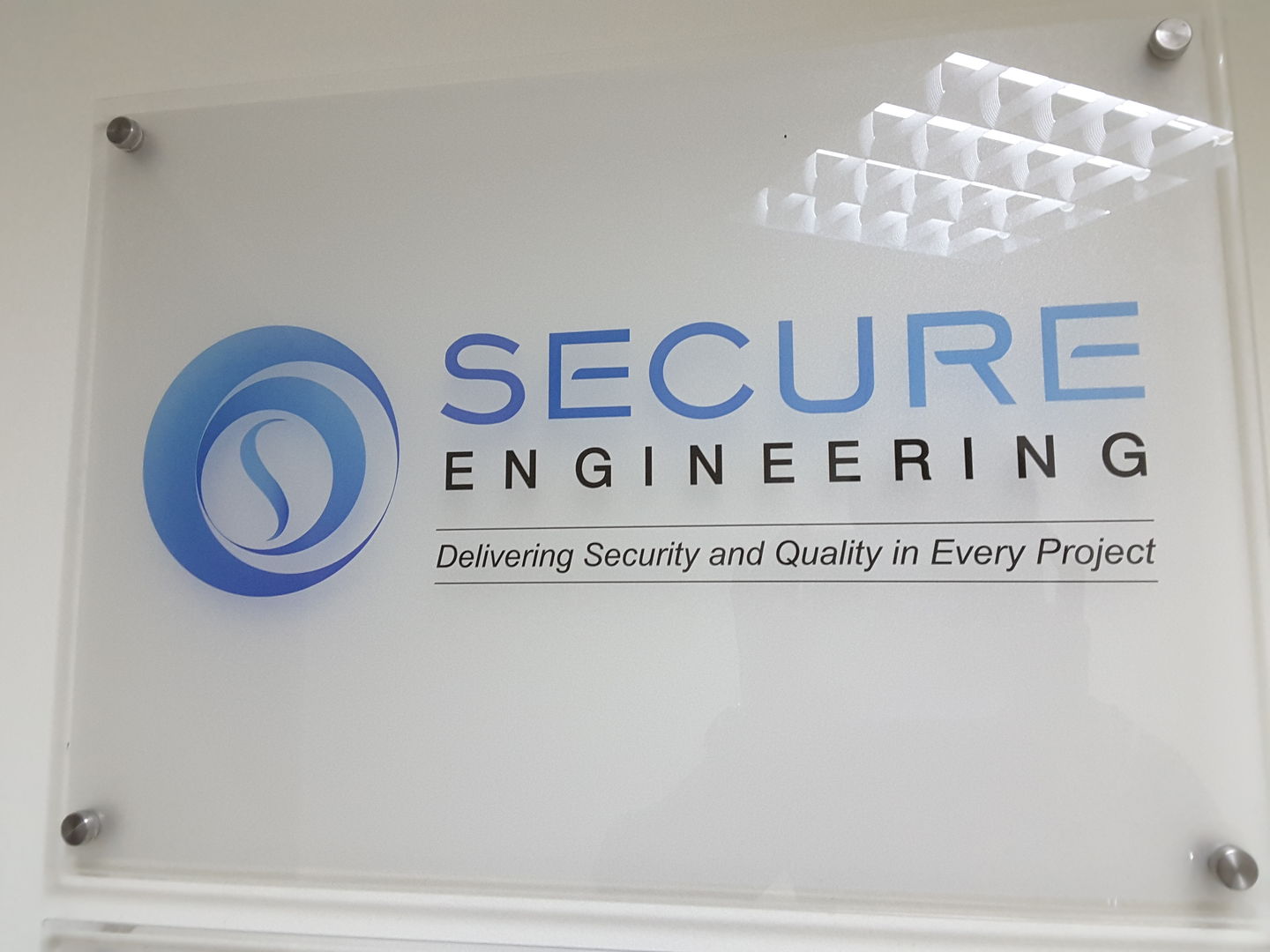 HiDubai-business-secure-engineering-construction-heavy-industries-engineers-surveyors-dubai-media-city-al-sufouh-2-dubai-2