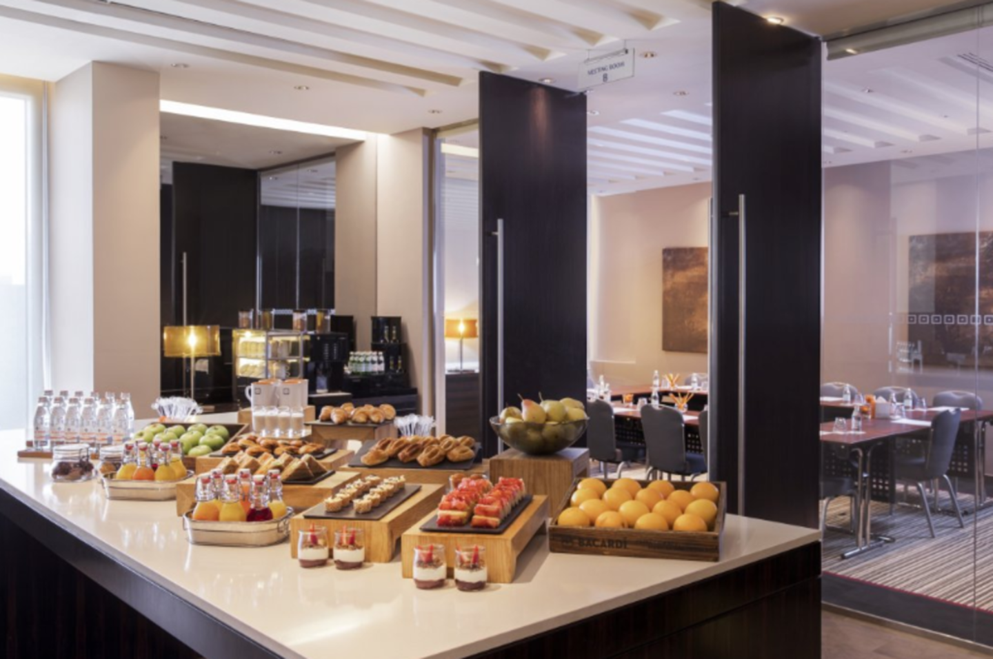 HiDubai-business-centro-meeting-room-b2b-services-business-incubators-and-co-working-spaces-al-barsha-1-dubai