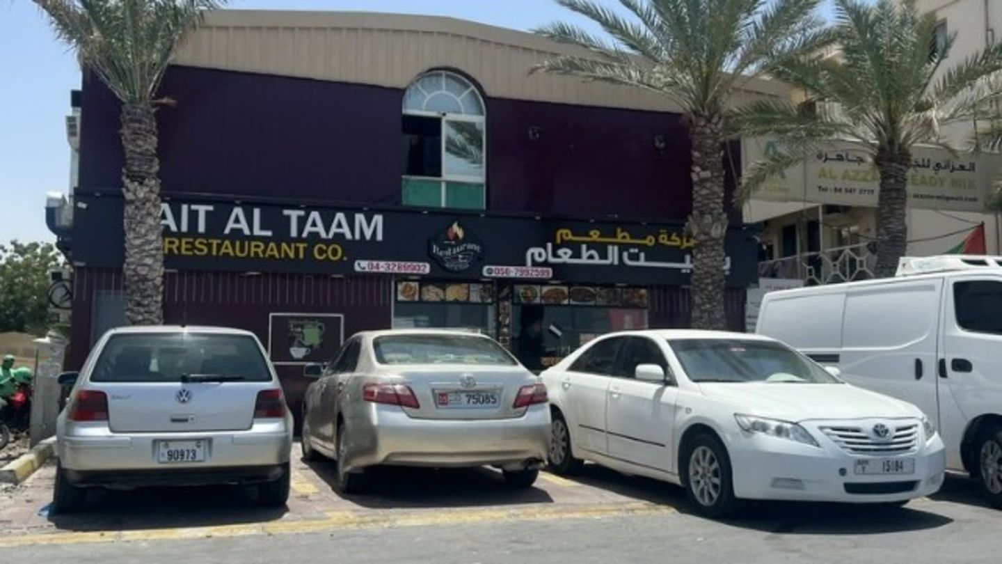 HiDubai-business-bait-al-taam-restaurant-food-beverage-restaurants-bars-al-quoz-industrial-4-dubai