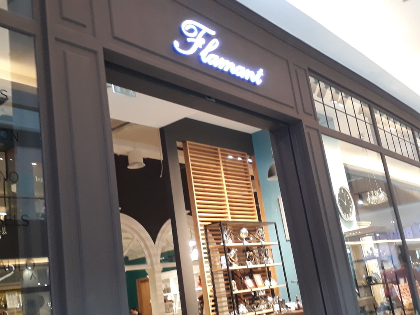 HiDubai-business-flamant-shopping-furniture-decor-burj-khalifa-dubai