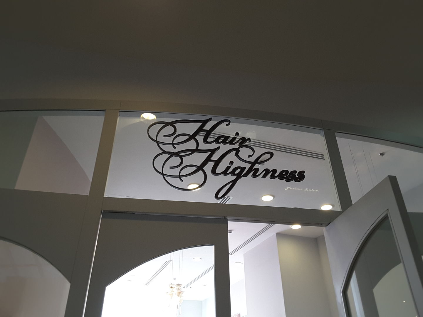 HiDubai-business-hair-highness-beauty-wellness-health-beauty-salons-jumeirah-2-dubai-2