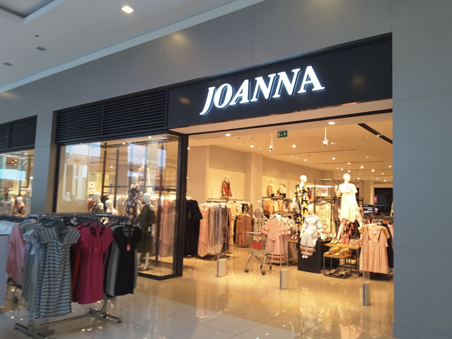HiDubai-business-joanna-shopping-apparel-international-city-warsan-1-dubai-5
