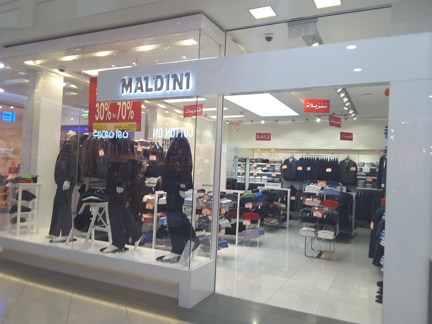 HiDubai-business-maldini-shopping-apparel-port-saeed-dubai-2