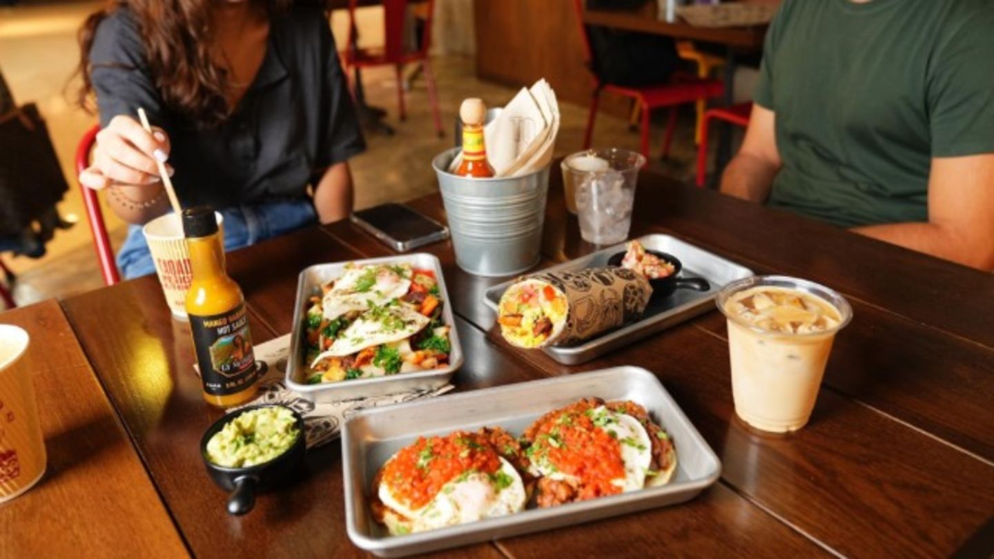 HiDubai-business-taqado-mexican-kitchen-food-beverage-restaurants-bars-hadaeq-shaikh-mohammad-bin-rashid-dubai
