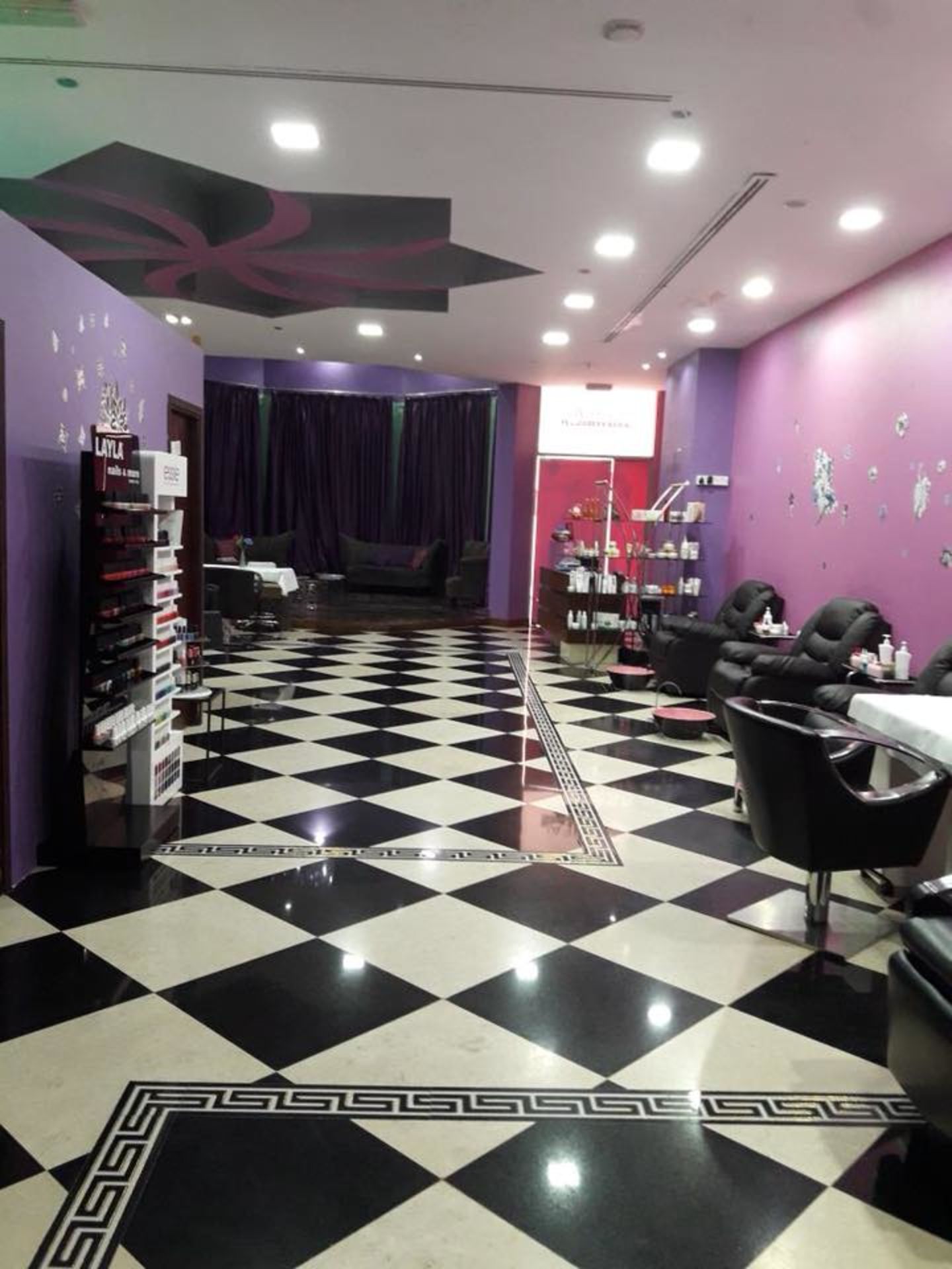 HiDubai-business-streaks-beauty-saloon-beauty-wellness-health-beauty-salons-al-nahda-1-dubai-4