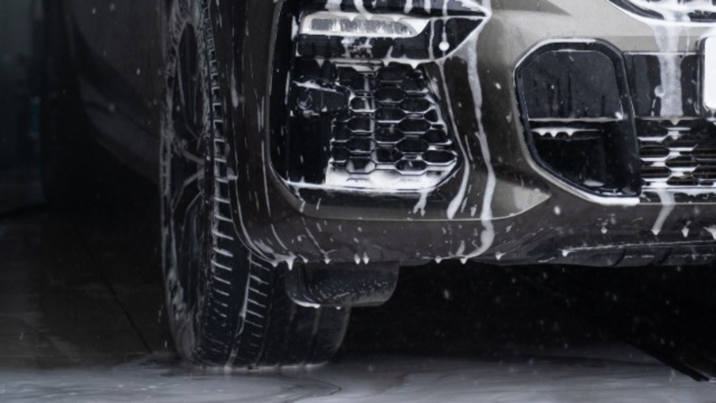 HiDubai-business-a3-car-wash-transport-vehicle-services-fuel-stations-car-wash-international-city-warsan-1-dubai