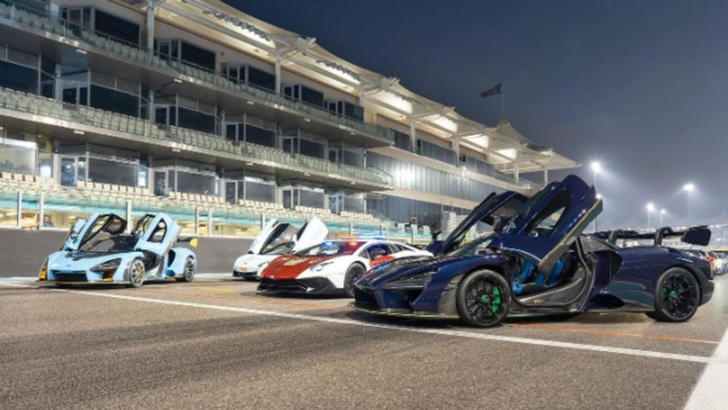 HiDubai-business-automedia-vocational-services-art-photography-services-al-quoz-industrial-3-dubai