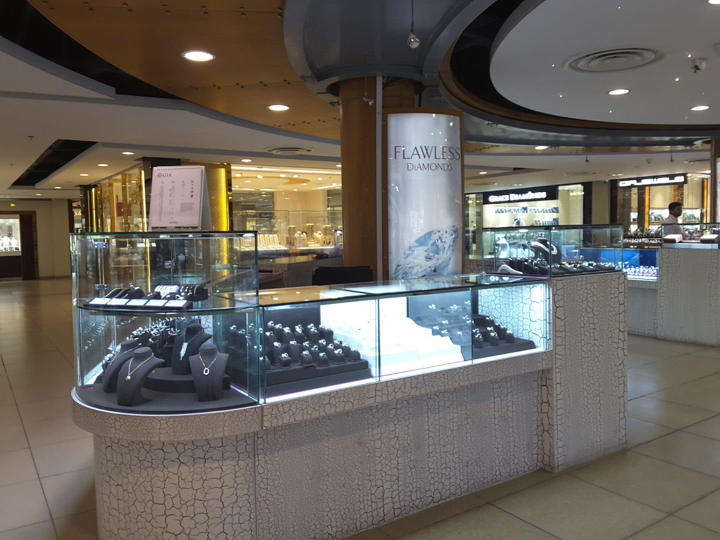 HiDubai-business-flawless-diamonds-shopping-jewellery-precious-stones-al-quoz-industrial-3-dubai