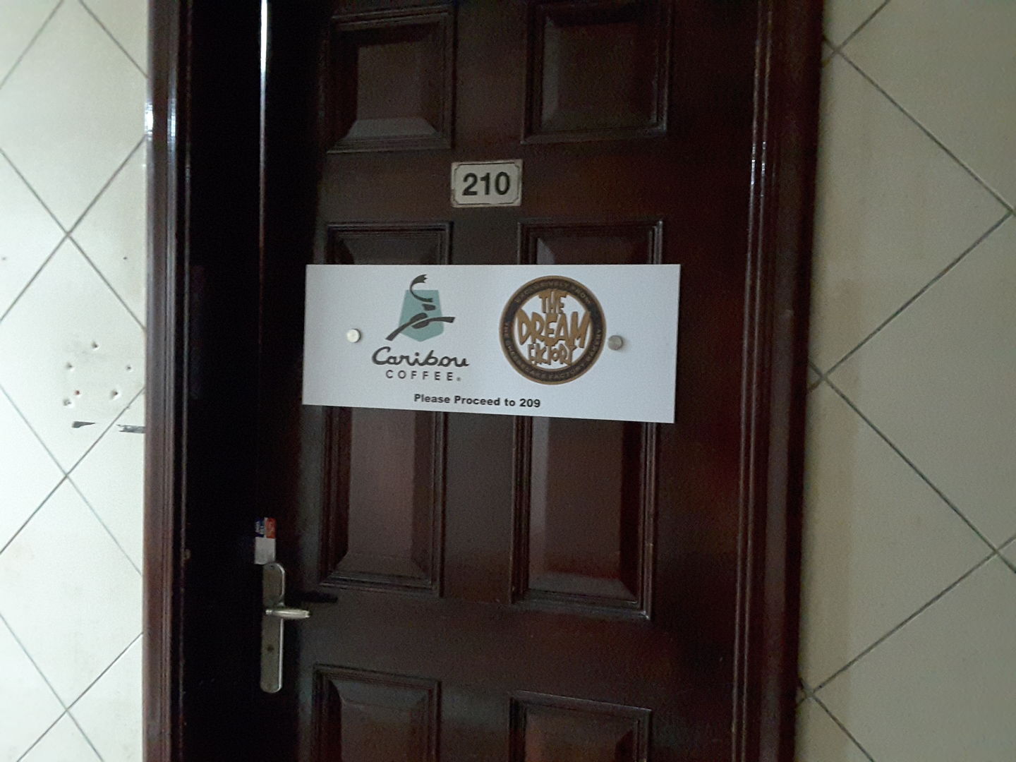 HiDubai-business-al-sayer-retail-establishment-food-beverage-coffee-shops-al-garhoud-dubai-5