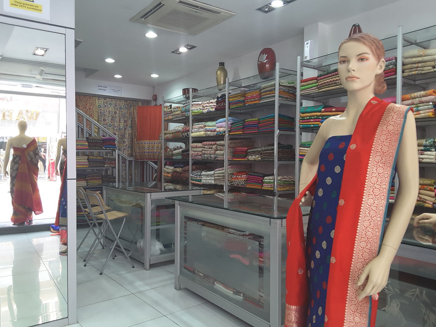 HiDubai-business-handloom-house-shopping-apparel-al-fahidi-al-souq-al-kabeer-dubai