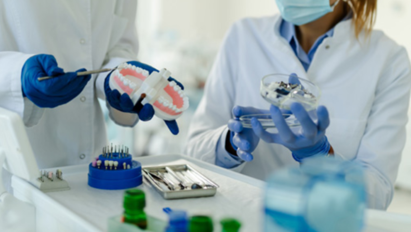 HiDubai-business-premium-smile-dental-lab-beauty-wellness-health-hospitals-clinics-al-barsha-1-dubai