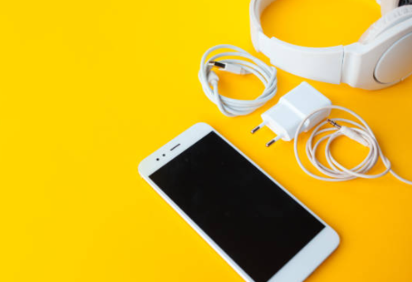 HiDubai-business-al-farara-mobile-phones-accessories-shopping-consumer-electronics-al-karama-dubai