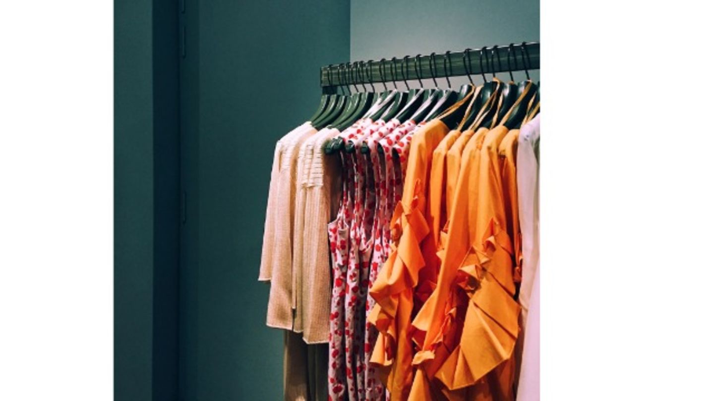 HiDubai-business-nice-brands-abaya-shaila-shopping-apparel-mirdif-dubai