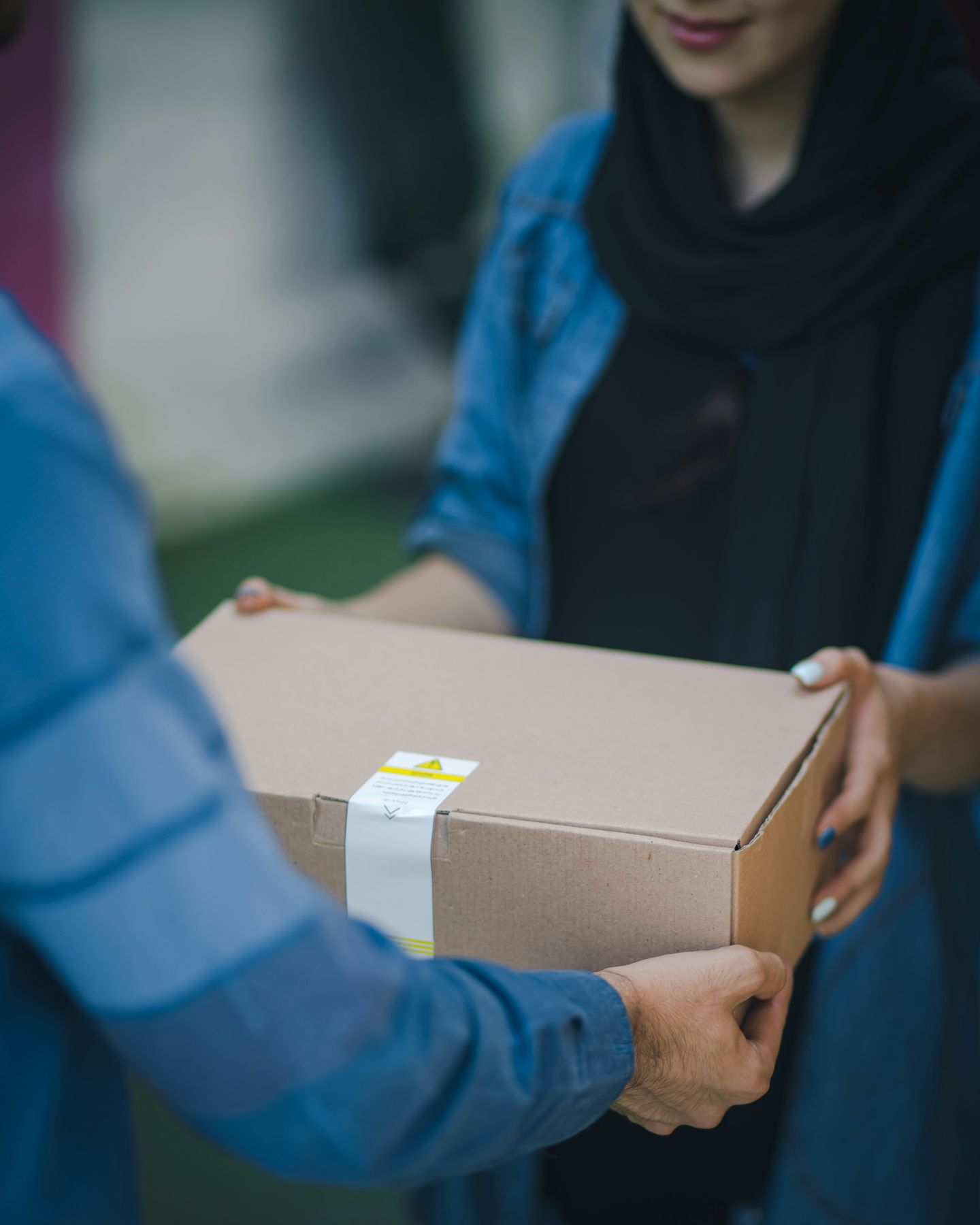 HiDubai-business-fits-express-parcels-delivery-shipping-logistics-air-cargo-services-al-qusais-industrial-3-dubai