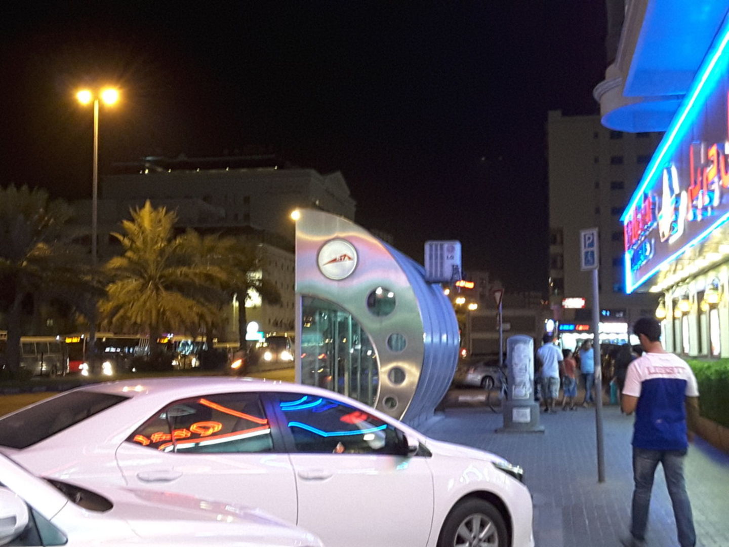 HiDubai-business-al-nahda-street-bus-stop-transport-vehicle-services-public-transport-meena-bazar-al-souq-al-kabeer-dubai-2
