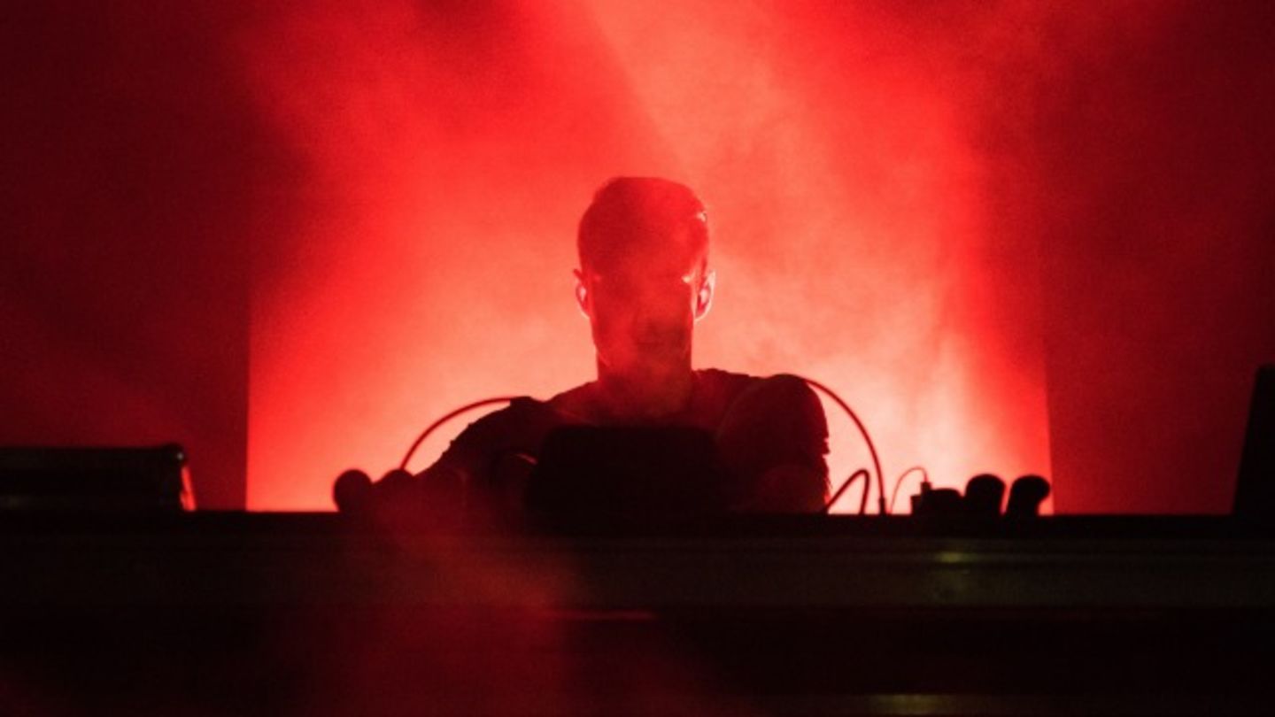 HiDubai-business-arena-club-leisure-culture-nightclubs-al-muraqqabat-dubai