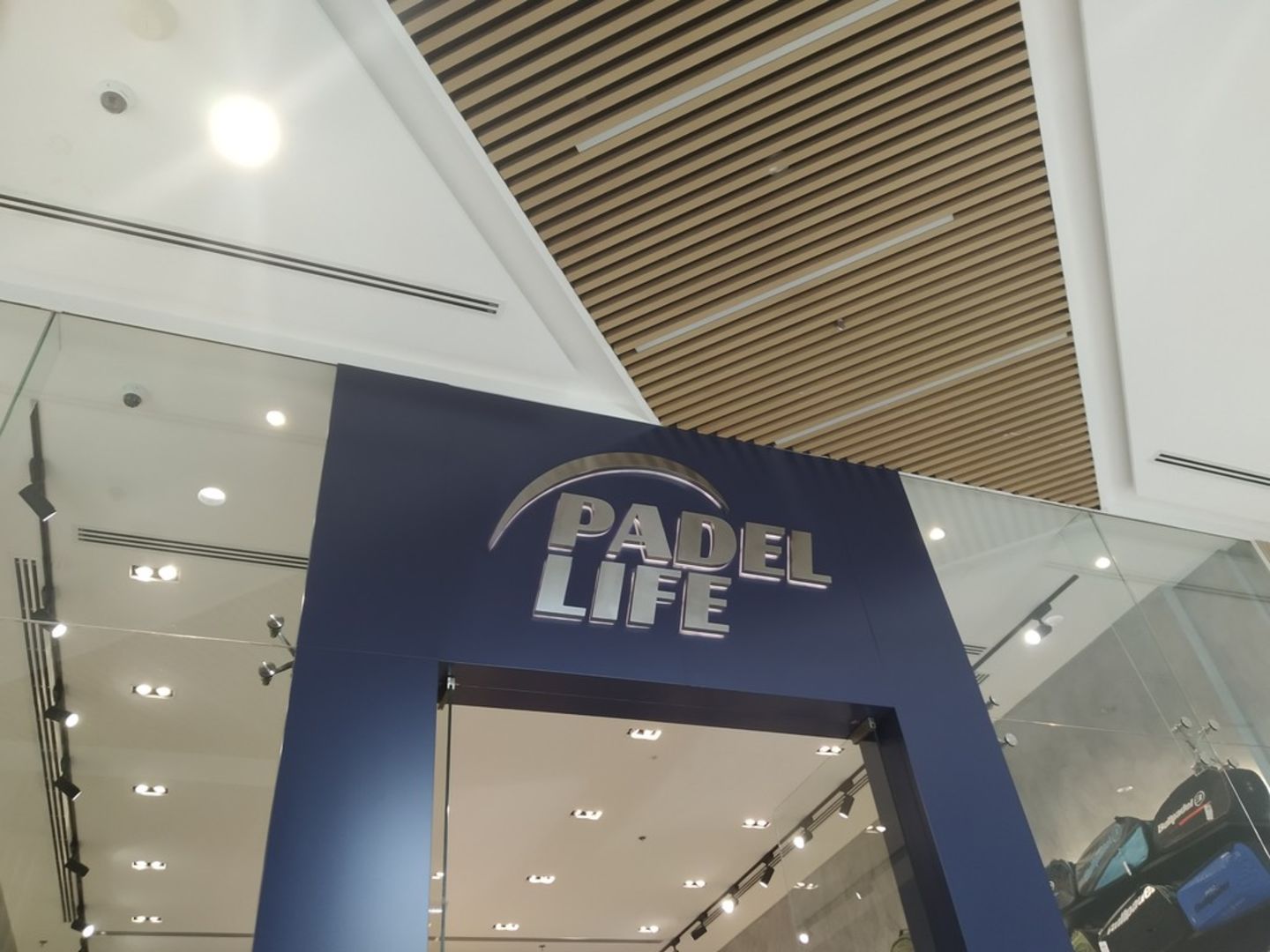 HiDubai-business-padel-life-sports-fitness-sportswear-umm-suqeim-3-dubai