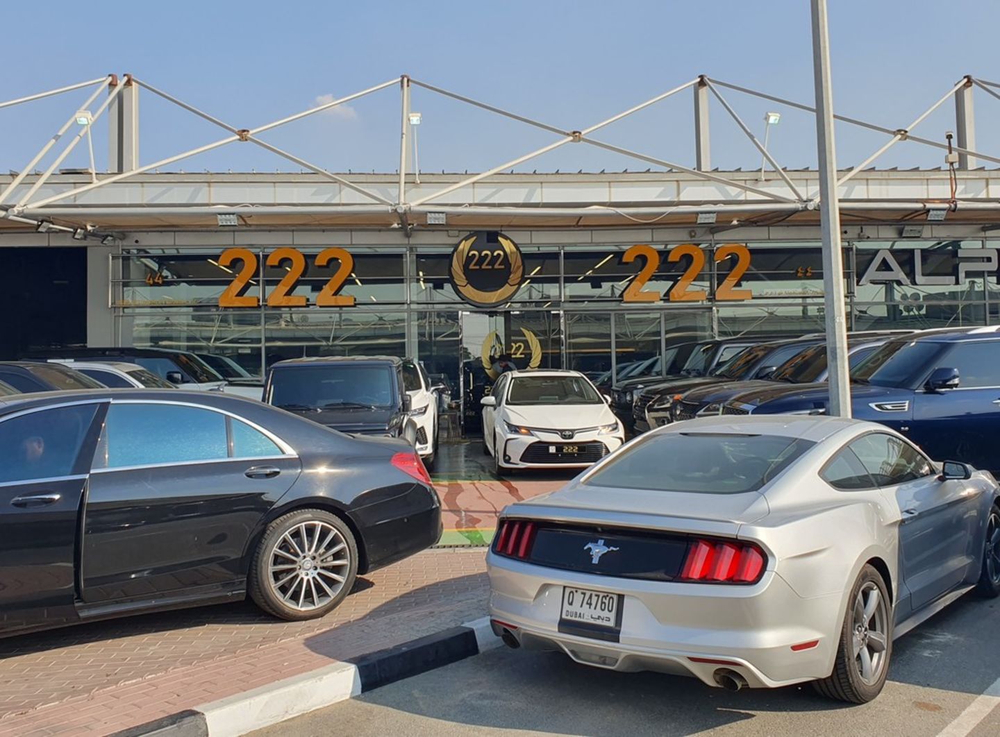 HiDubai-business-222-used-automobile-trading-transport-vehicle-services-car-showrooms-service-centres-ras-al-khor-industrial-3-dubai