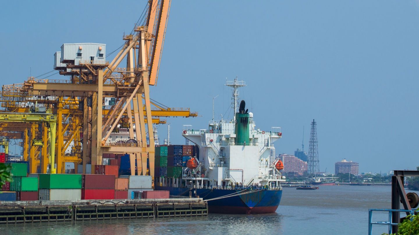 Silk Road Cargo(Sea Cargo Services) in Jebel Ali Free Zone (Mena Jebel