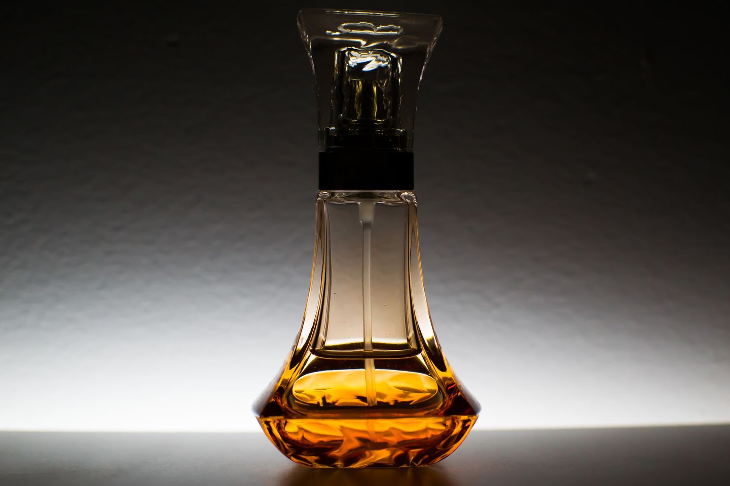 HiDubai-business-al-shuaibi-perfume-b2b-services-distributors-wholesalers-al-daghaya-dubai-2