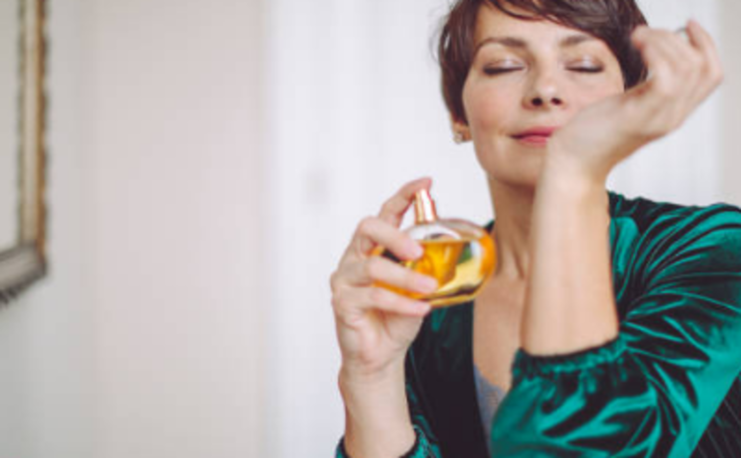 HiDubai-business-mabroom-perfume-trading-shopping-beauty-cosmetics-stores-al-buteen-dubai