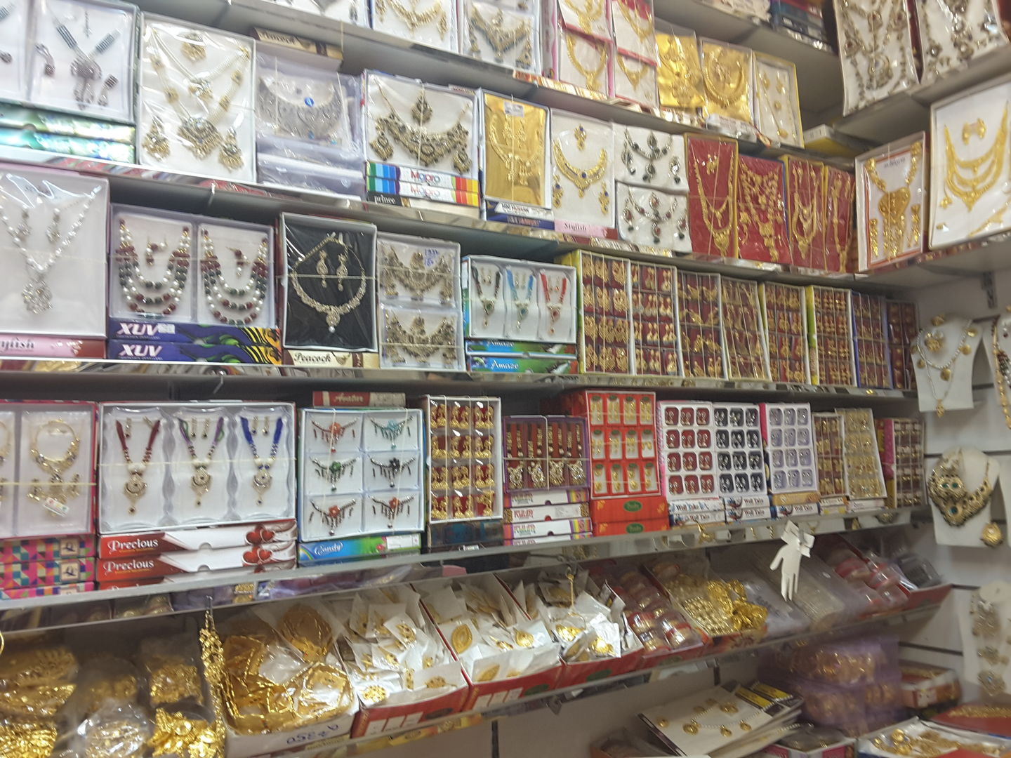 HiDubai-business-miss-world-trading-b2b-services-distributors-wholesalers-al-ras-dubai-2