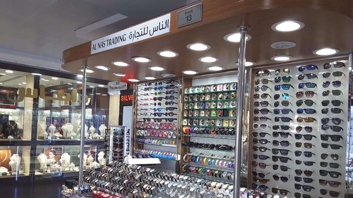HiDubai-business-al-nas-trading-shopping-fashion-accessories-al-karama-dubai-2