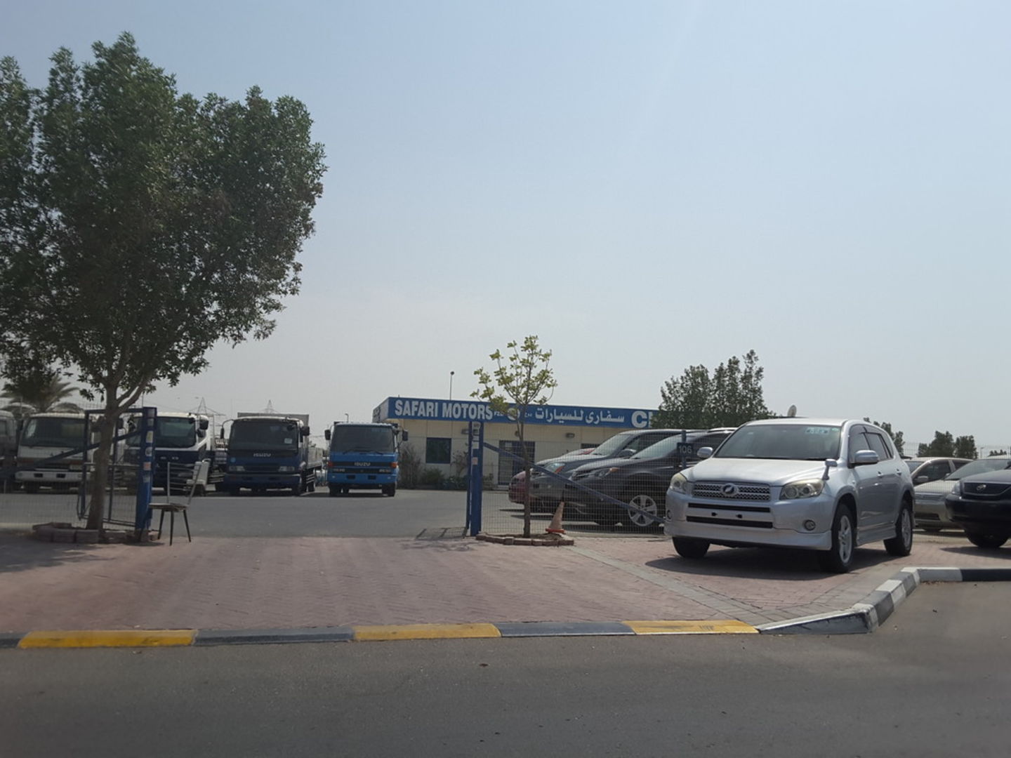 HiDubai-business-safari-motors-transport-vehicle-services-used-car-dealers-ras-al-khor-industrial-3-dubai-2