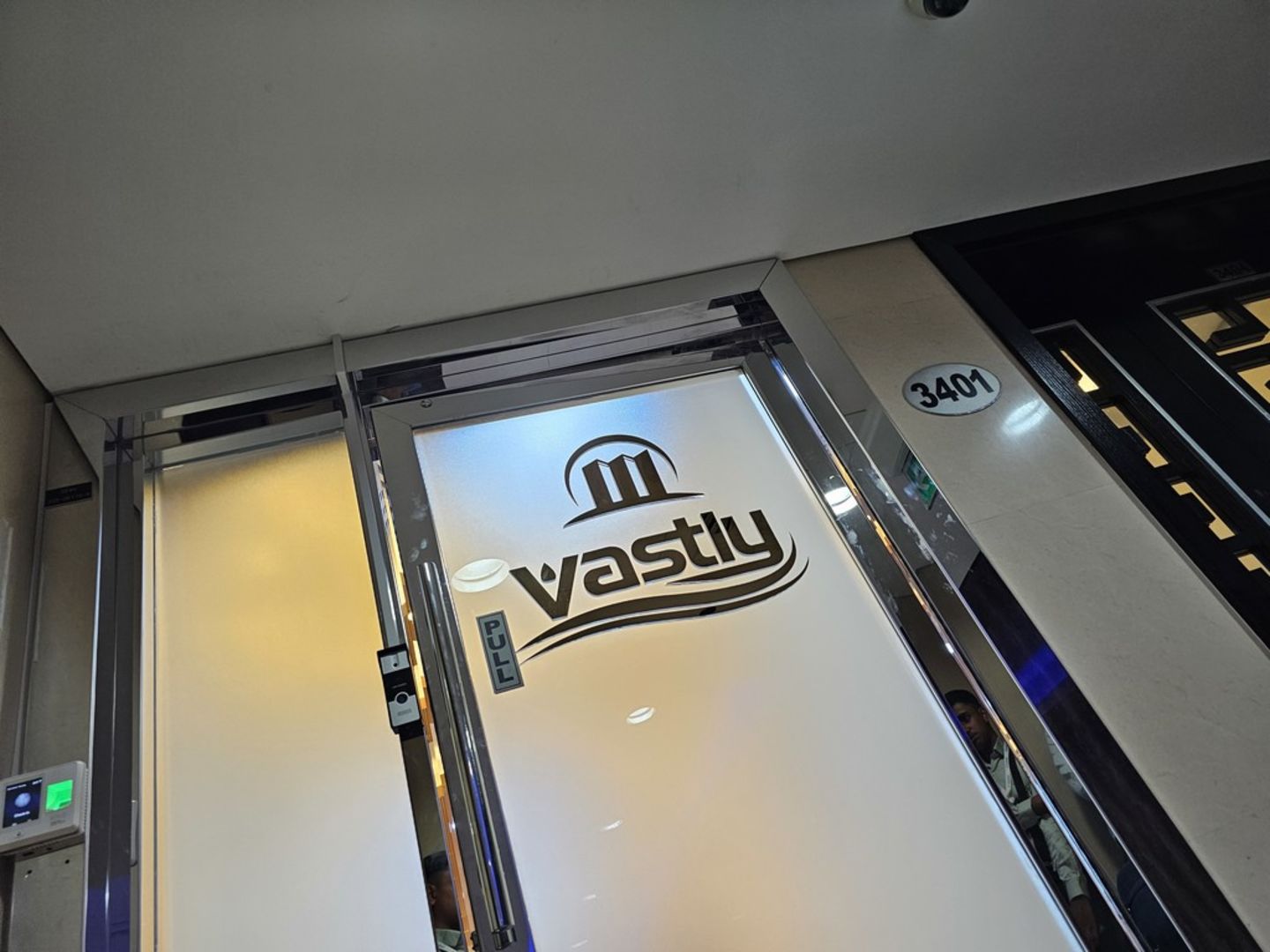 HiDubai-business-vastly-refined-oil-products-trading-construction-heavy-industries-oil-gas-companies-trade-centre-1-dubai