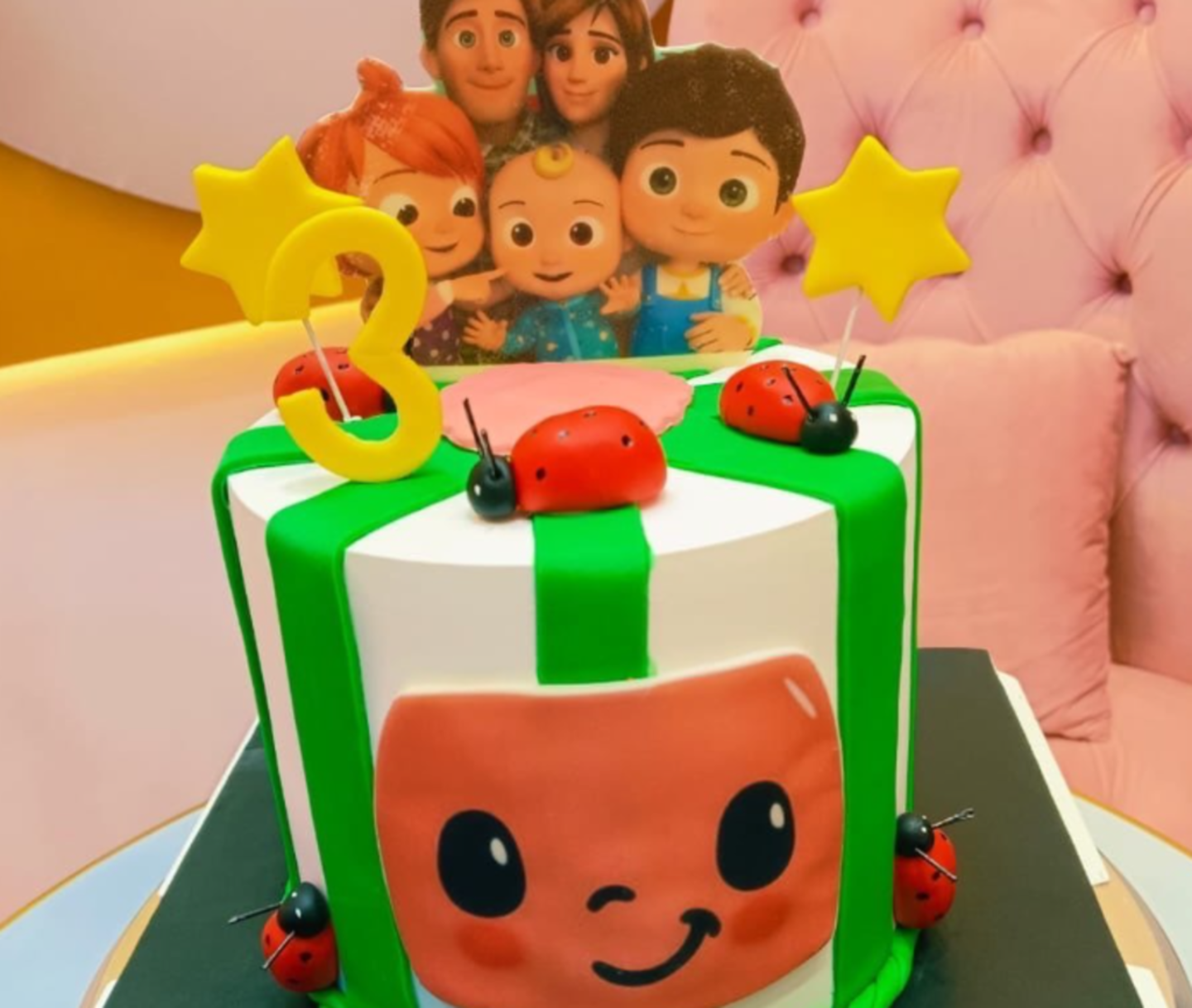 HiDubai-business-yash-delight-cakes-food-beverage-bakeries-desserts-sweets-al-karama-dubai