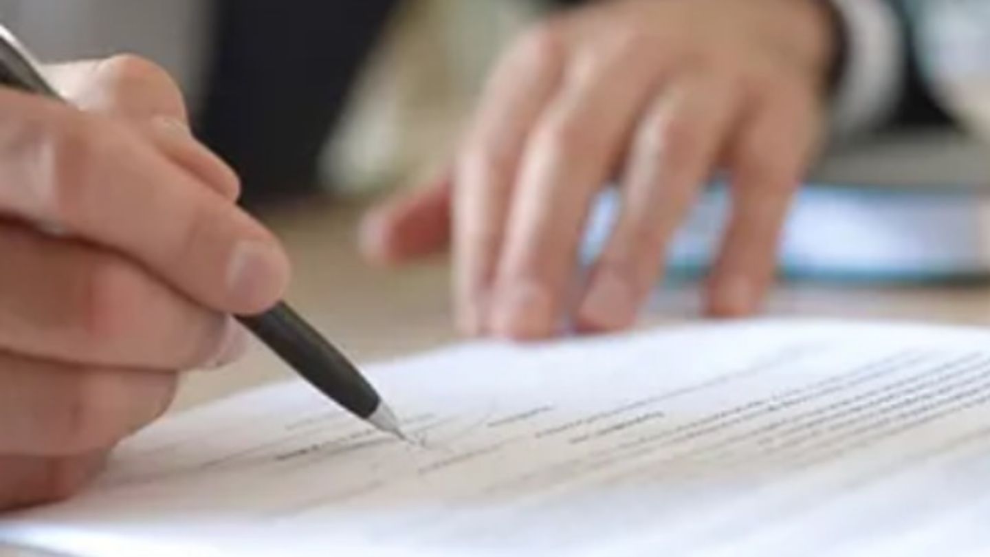 HiDubai-business-yes-boss-corporate-services-provider-b2b-services-business-setup-and-pros-al-karama-dubai