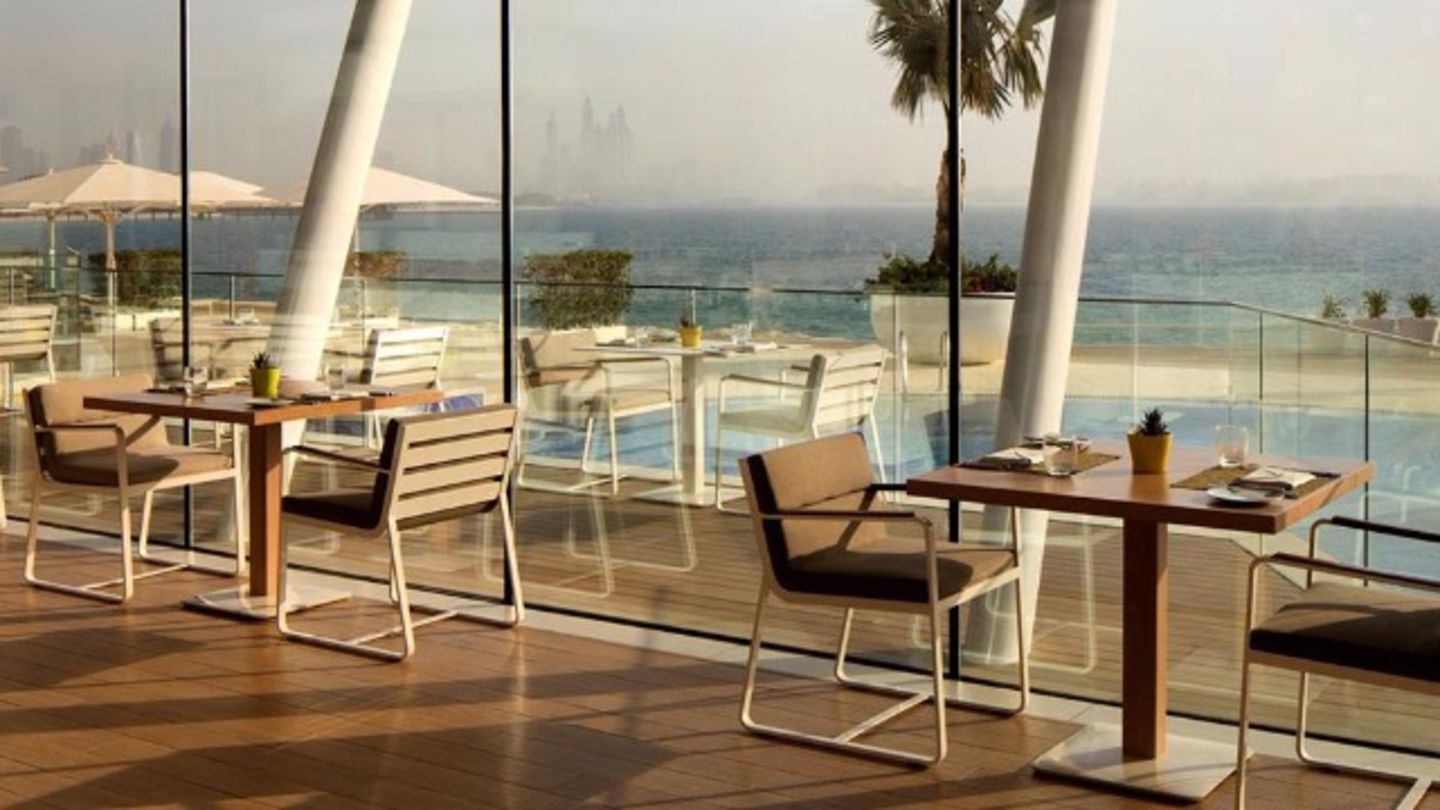 HiDubai-business-bab-al-yam-food-beverage-restaurants-bars-al-sufouh-1-dubai-2