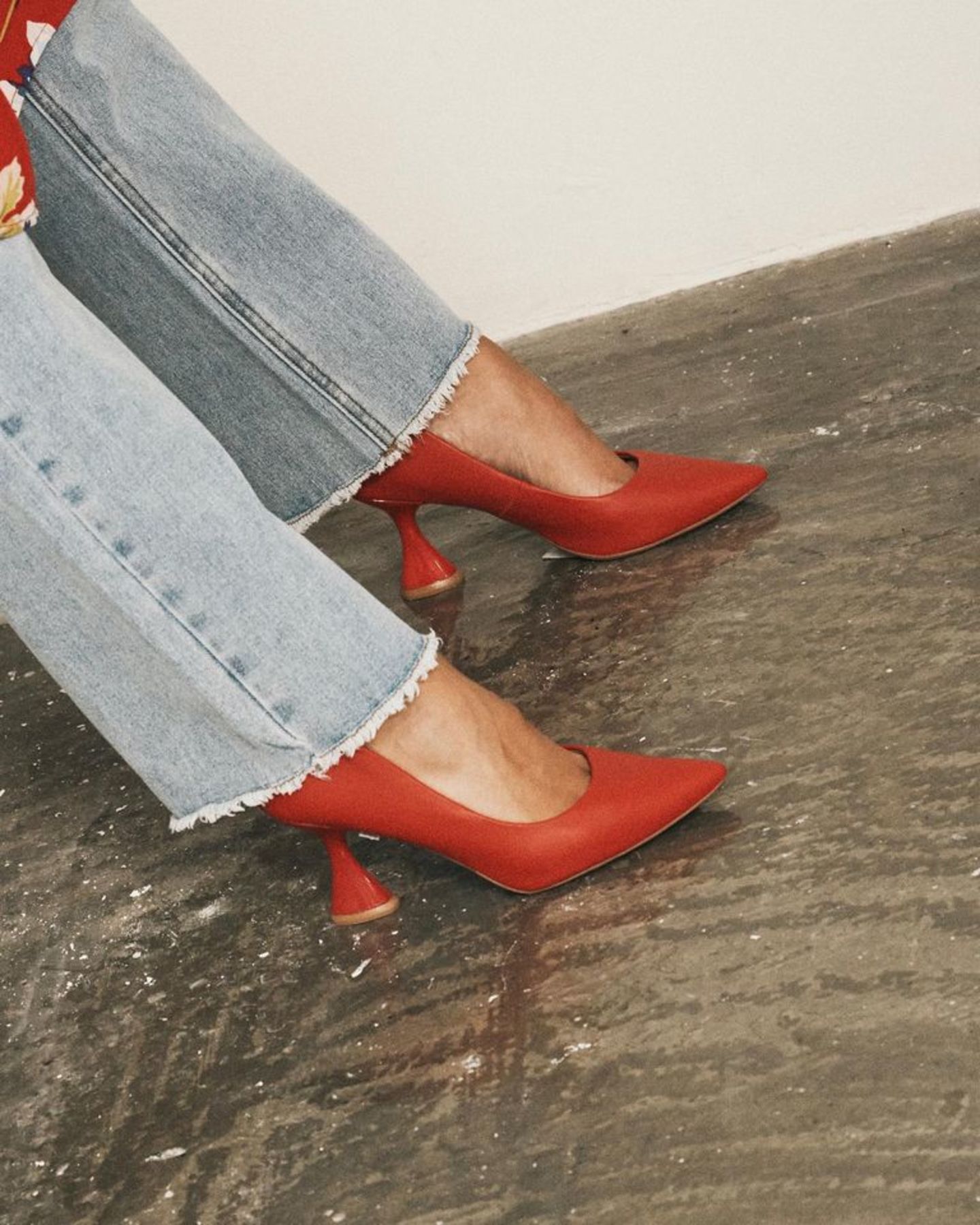 HiDubai-business-his-and-hers-trading-l-l-c-shopping-apparel-burj-khalifa-dubai