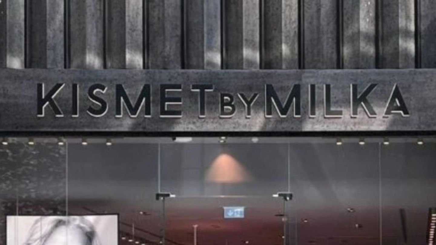 HiDubai-business-kismet-by-milka-jewellery-shopping-jewellery-precious-stones-burj-khalifa-dubai