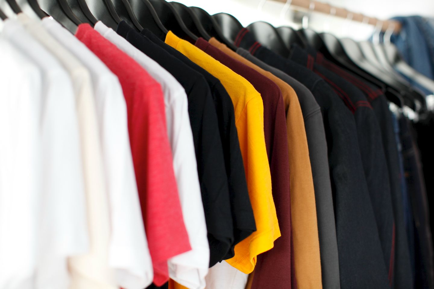 HiDubai-business-urban-walking-shopping-apparel-al-karama-dubai