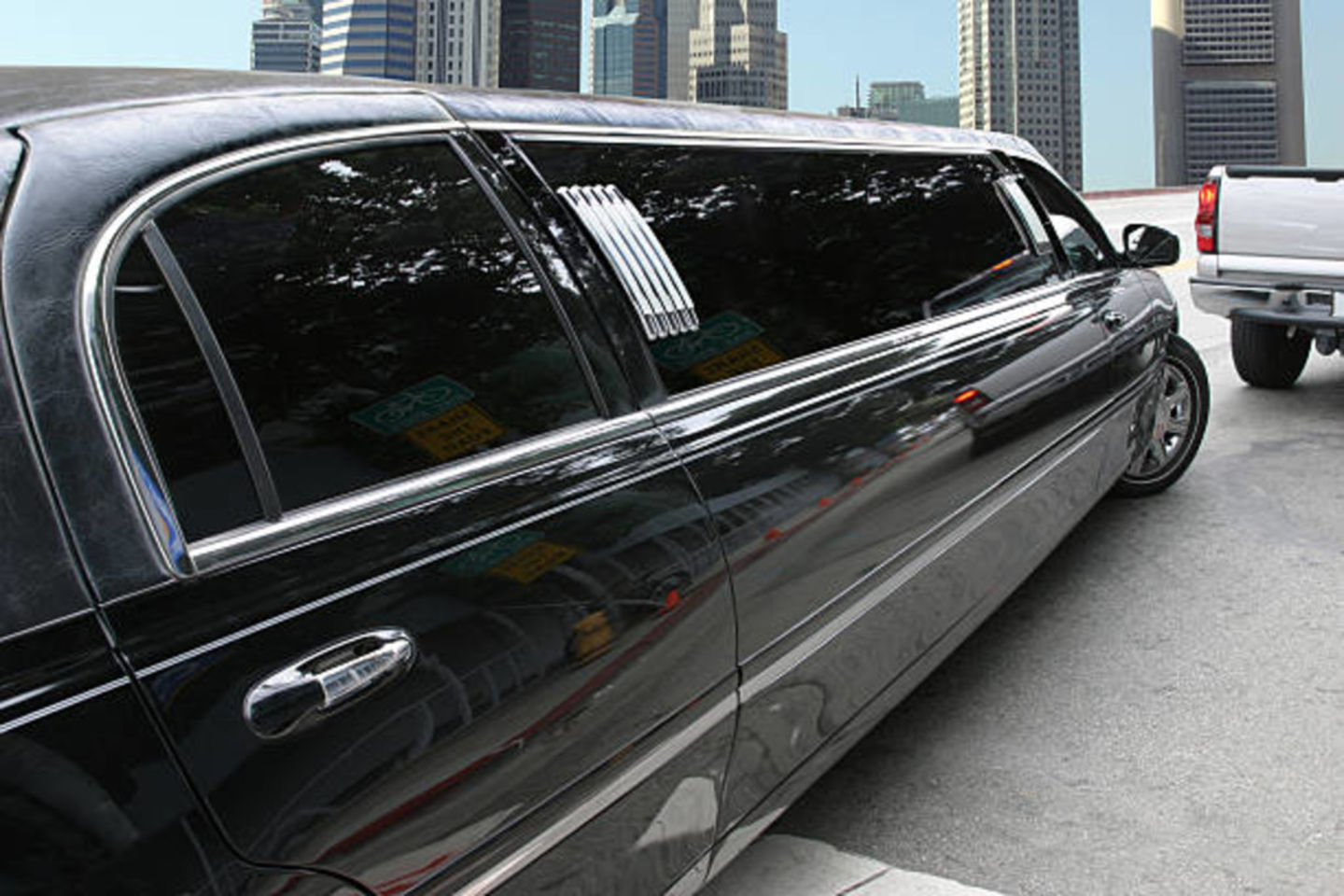 HiDubai-business-star-omran-luxury-transport-transport-vehicle-services-private-transport-al-quoz-1-dubai