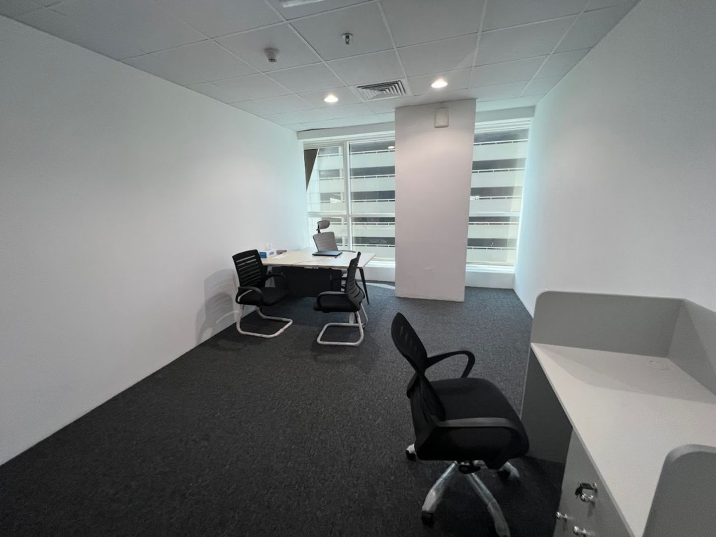 HiDubai-business-dolphin-business-center-b2b-services-business-incubators-and-co-working-spaces-trade-centre-1-dubai