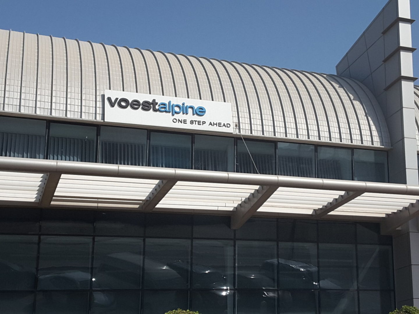 HiDubai-business-voestalpine-bohler-welding-b2b-services-distributors-wholesalers-jebel-ali-industrial-2-dubai-2