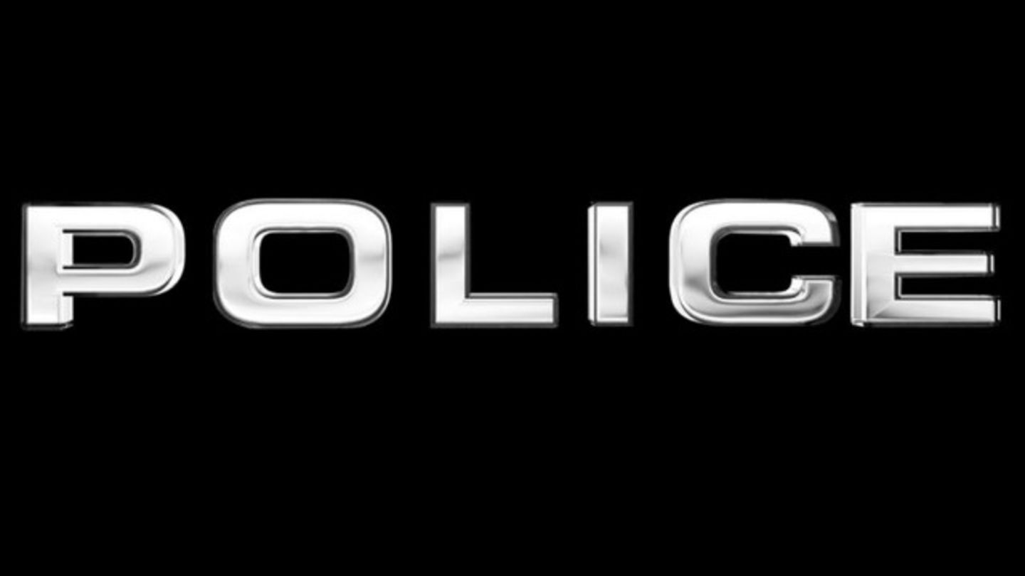 HiDubai-business-police-shopping-watches-eyewear-mirdif-dubai