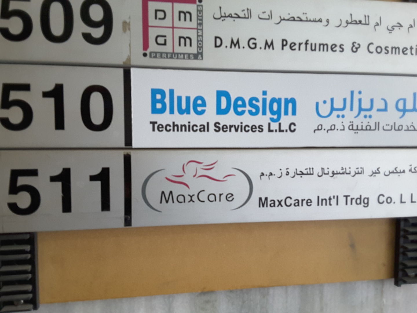 HiDubai-business-blue-design-technical-services-home-handyman-maintenance-services-al-khabaisi-dubai-2