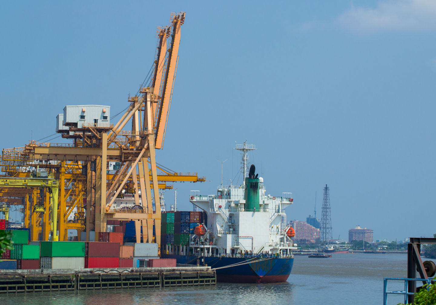 HiDubai-business-aquarius-marine-oil-construction-heavy-industries-oil-gas-companies-discovery-gardens-jebel-ali-1-dubai