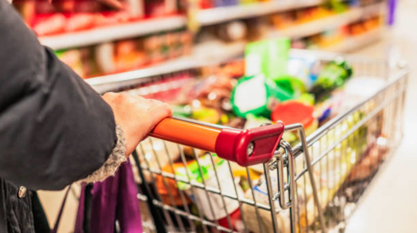 HiDubai-business-sahraa-al-madina-supermarket-shopping-supermarkets-hypermarkets-grocery-stores-international-city-warsan-1-dubai