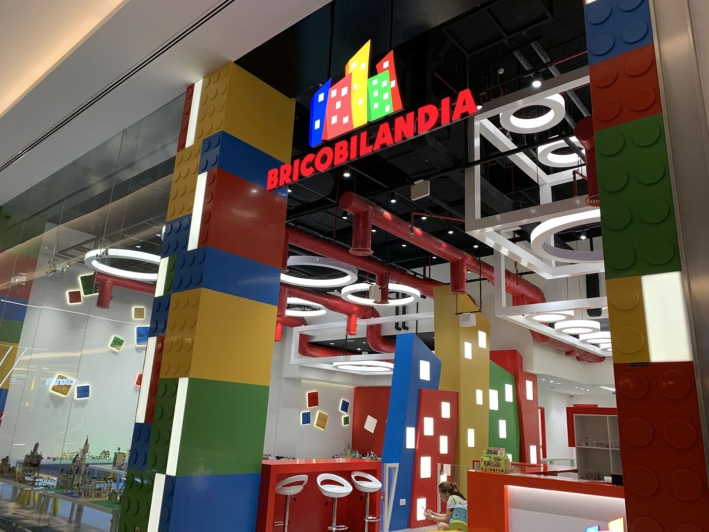 HiDubai-business-bricobilandia-leisure-culture-amusement-parks-arcades-the-palm-jumeirah-nakhlat-jumeirah-dubai