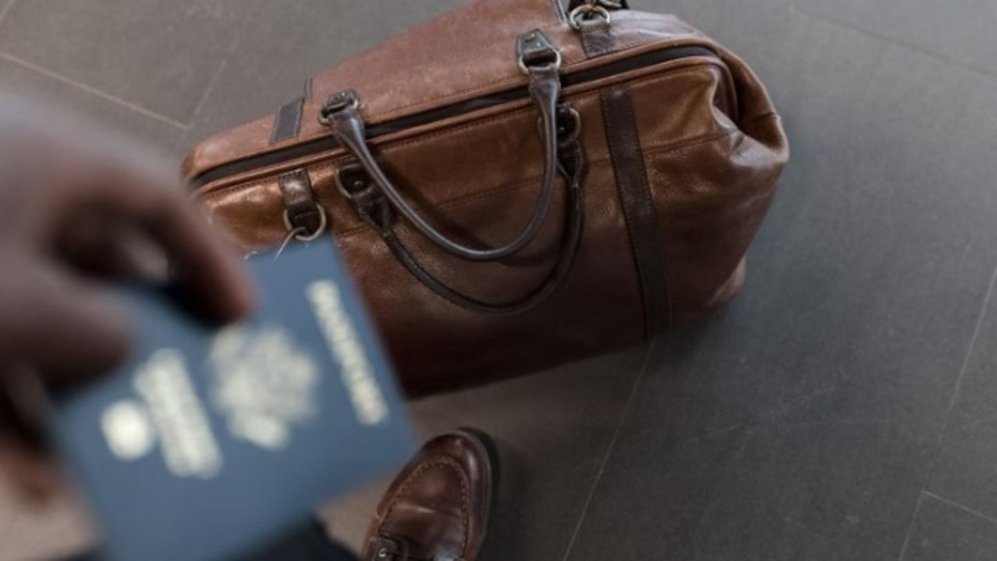 HiDubai-business-concierge-club-hotels-tourism-private-transport-madinat-dubai-dubai