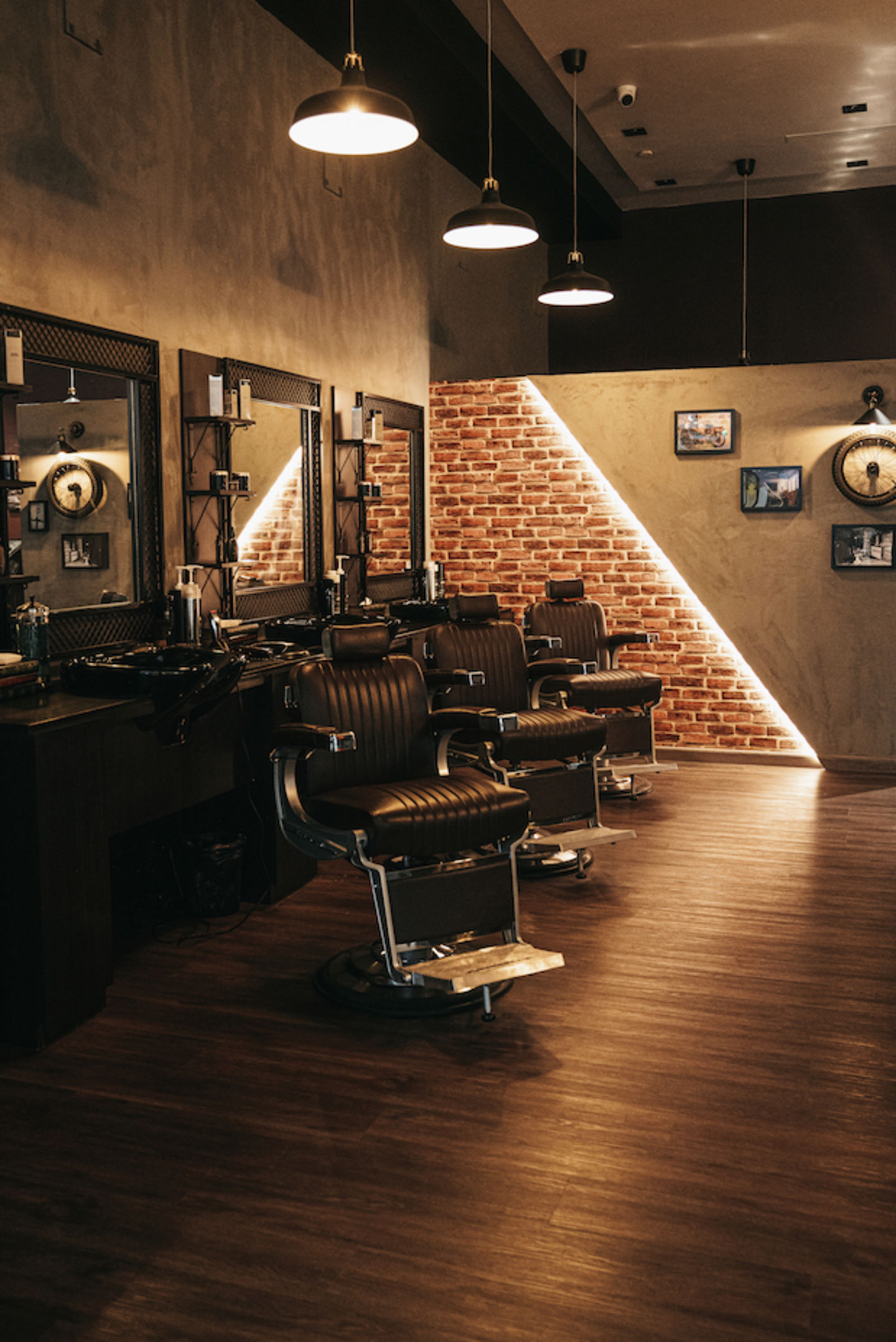 HiDubai-business-be-groomed-barber-shop-beauty-wellness-health-beauty-salons-al-wasl-dubai