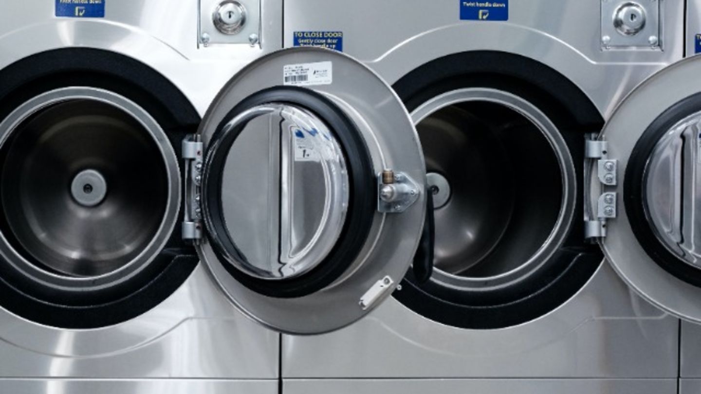 Ahsan Laundry(Laundry) in Al Karama, Dubai HiDubai