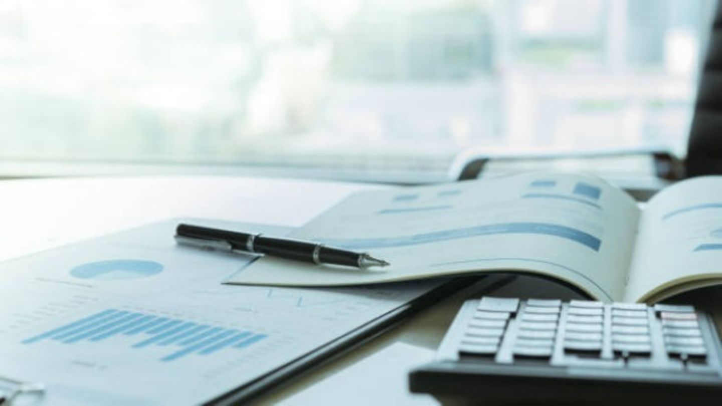 HiDubai-business-suraa-al-bark-accounting-bookkeeping-finance-legal-accounting-services-al-rigga-dubai