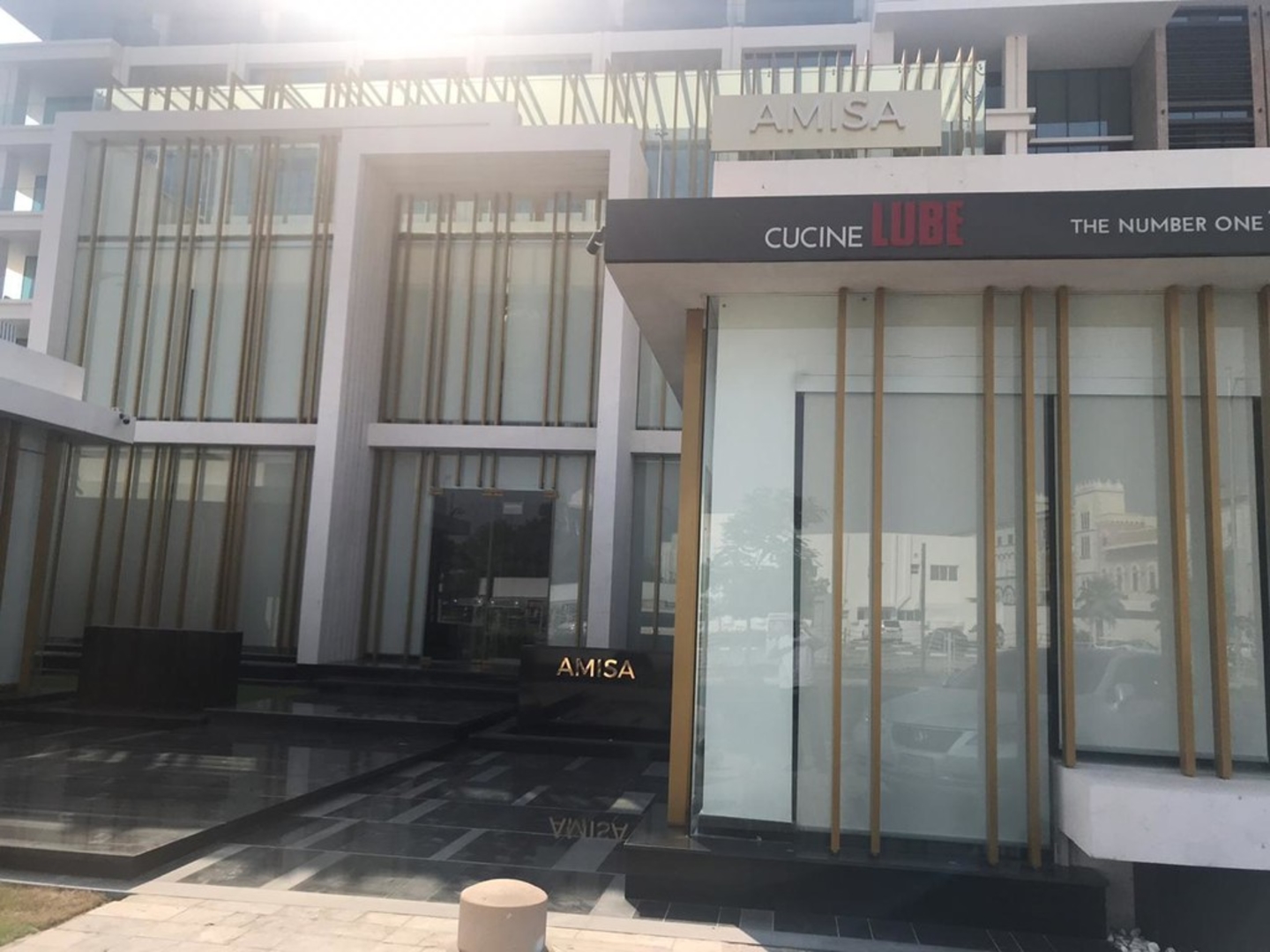 HiDubai-business-amisa-kitchen-ceramic-shopping-kitchen-dining-jumeirah-1-dubai