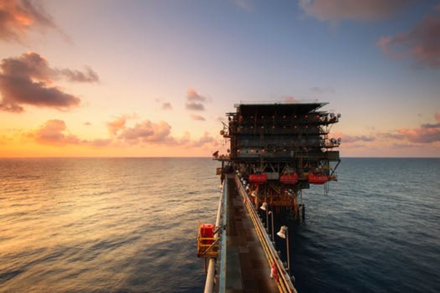 HiDubai-business-cerebrum-international-enc-construction-heavy-industries-oil-gas-companies-discovery-gardens-jebel-ali-1-dubai
